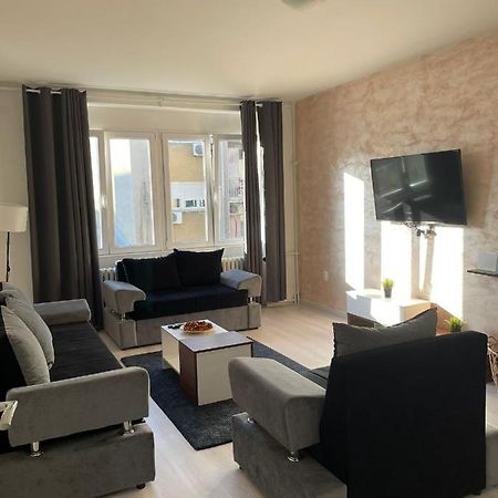 Apartment 51 - Bright, Spacious, Lux 1 Bedroom In The City Center - Stari Grad Beograd Eksteriør billede