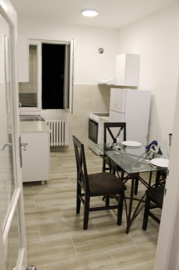 Apartment 51 - Bright, Spacious, Lux 1 Bedroom In The City Center - Stari Grad Beograd Eksteriør billede