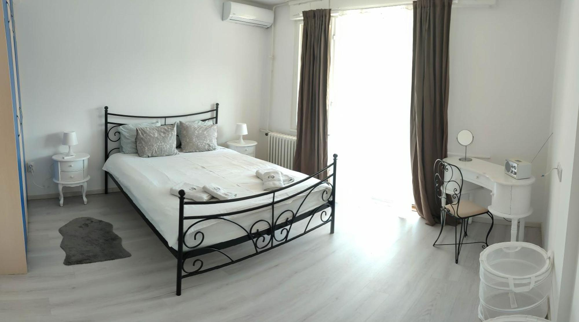 Apartment 51 - Bright, Spacious, Lux 1 Bedroom In The City Center - Stari Grad Beograd Eksteriør billede